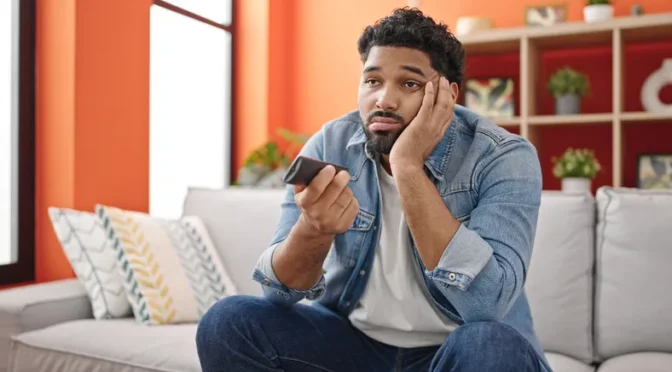 늘 최악부터 떠올리는 사람들의 위험한 생각 버릇 4가지