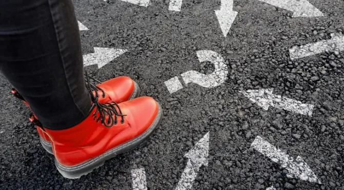 남의 인생 기준으로 살아온 시간을 정리해야 하는 이유 4가지